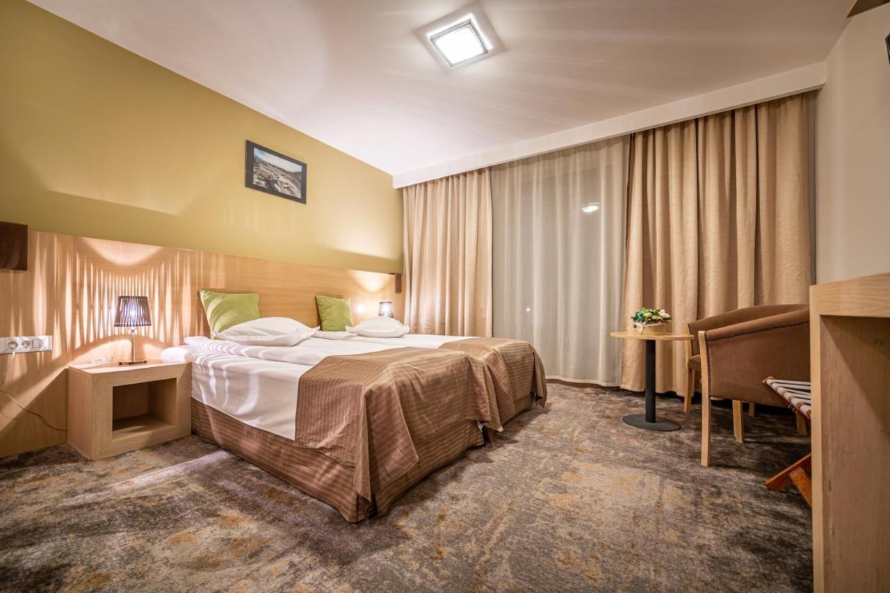 Hotel Escalade Poiana Brasov Ngoại thất bức ảnh
