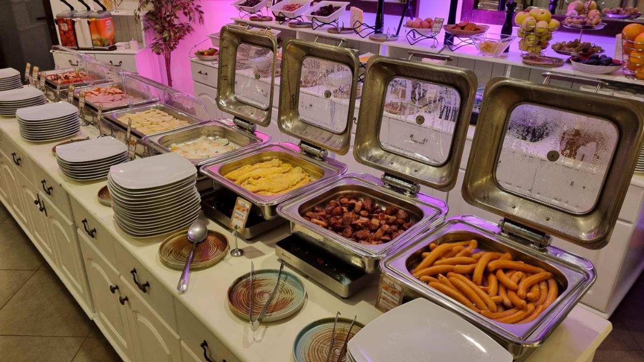Hotel Escalade Poiana Brasov Ngoại thất bức ảnh